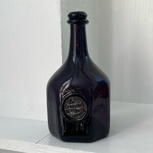 Colonial Williamsburg Amethyst Liquor Decanter, Wine Bottle, CW 40